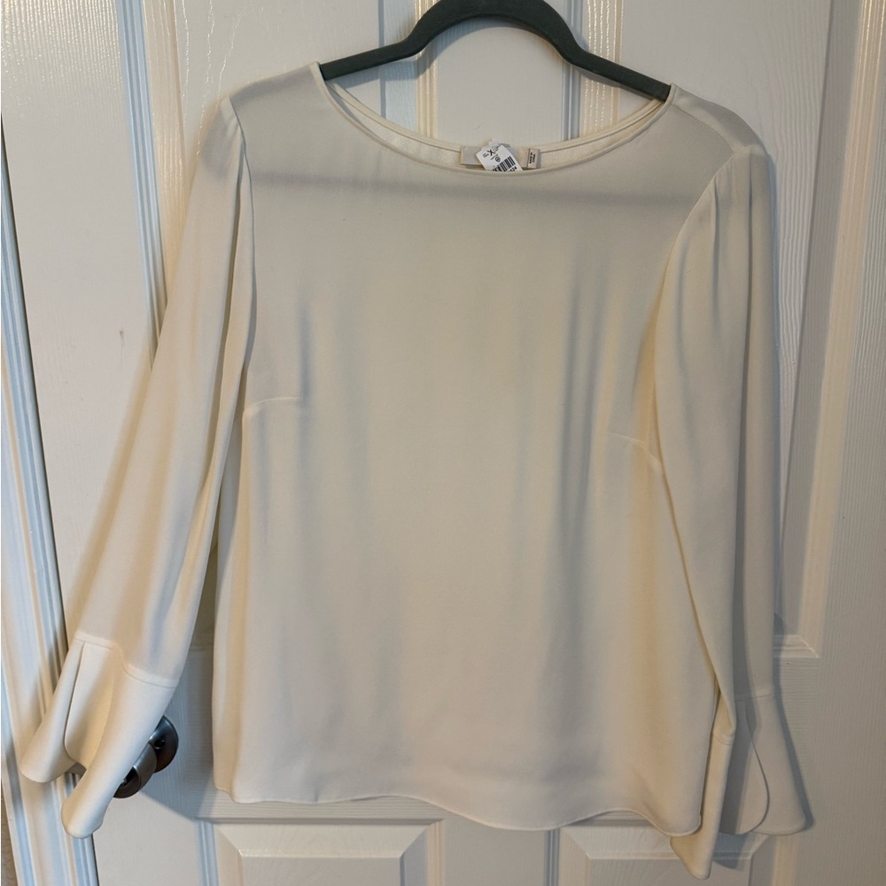Chic Cream Blouse for Women